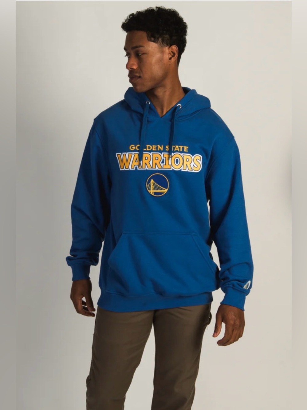 NBA Golden State Warriors Men’s Pullover Hoodie in size Large.